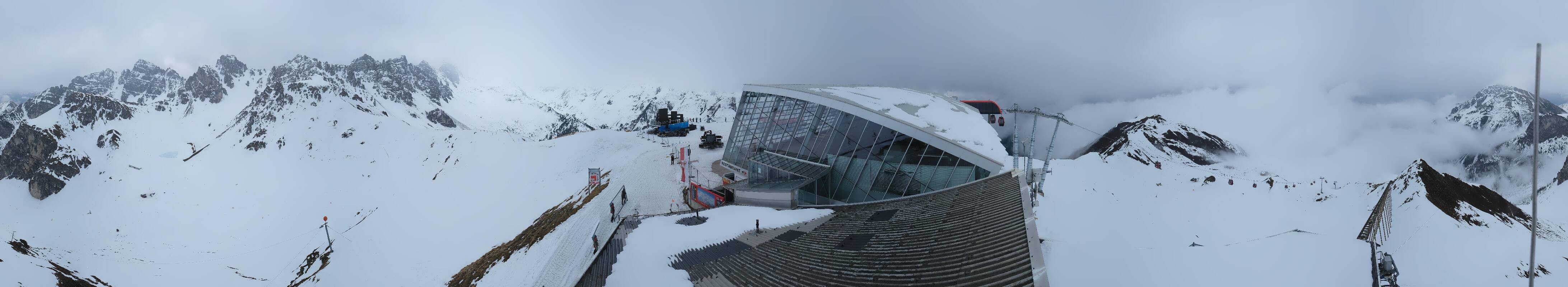 Archiv Foto Webcam Axamer Lizum: Bergstation Olympiabahn