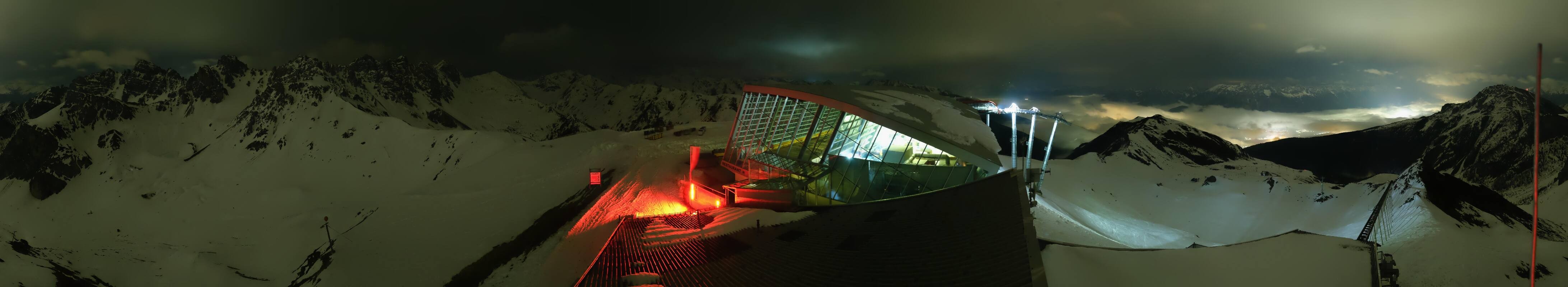 Archived image Webcam Axamer Lizum: Top station Olympia funicular