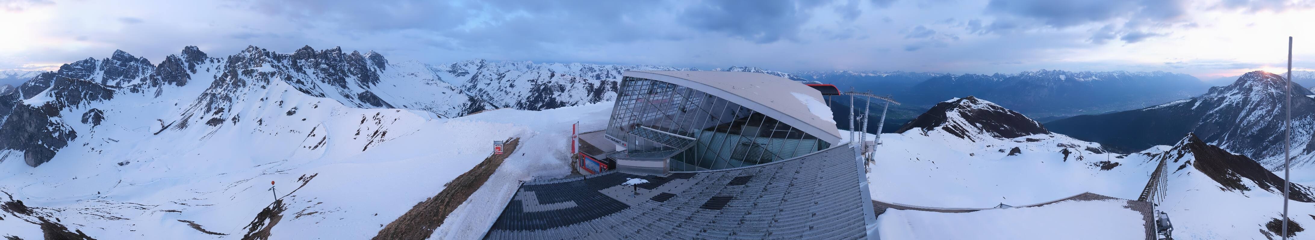 Archiv Foto Webcam Axamer Lizum: Bergstation Olympiabahn