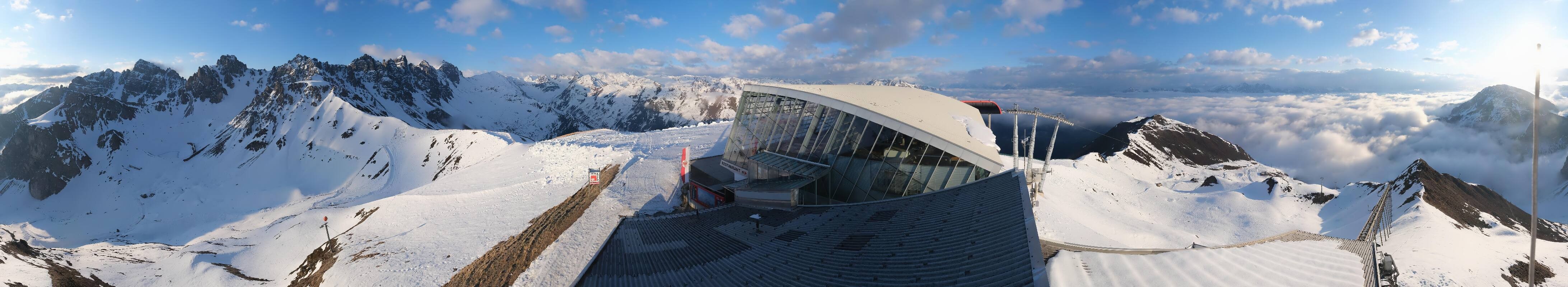 Archived image Webcam Axamer Lizum: Top station Olympia funicular