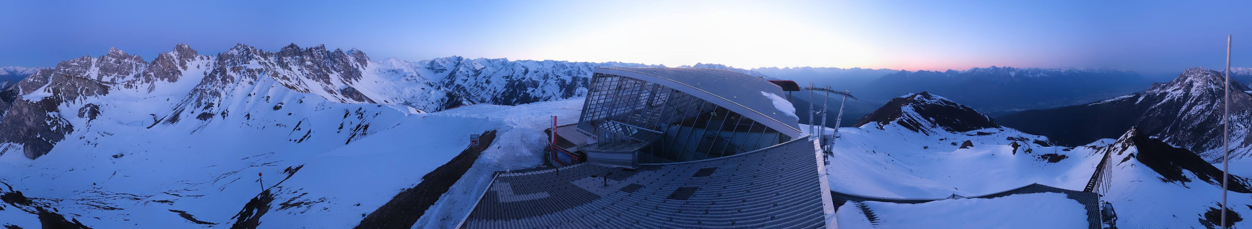 Archiv Foto Webcam Axamer Lizum: Bergstation Olympiabahn