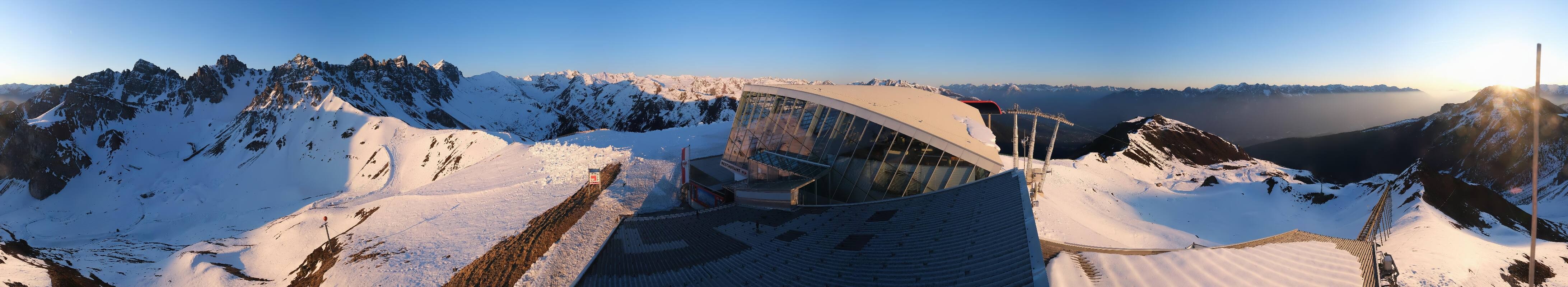 Archiv Foto Webcam Axamer Lizum: Bergstation Olympiabahn