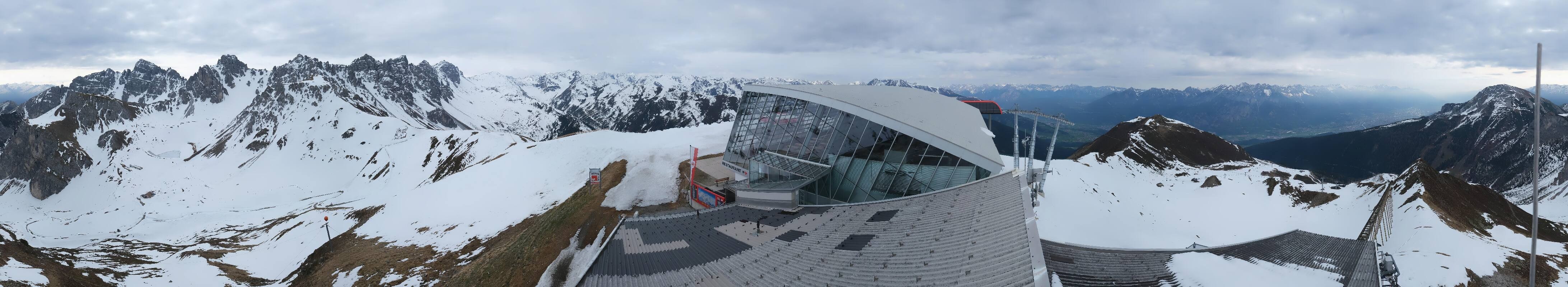 Archiv Foto Webcam Axamer Lizum: Bergstation Olympiabahn