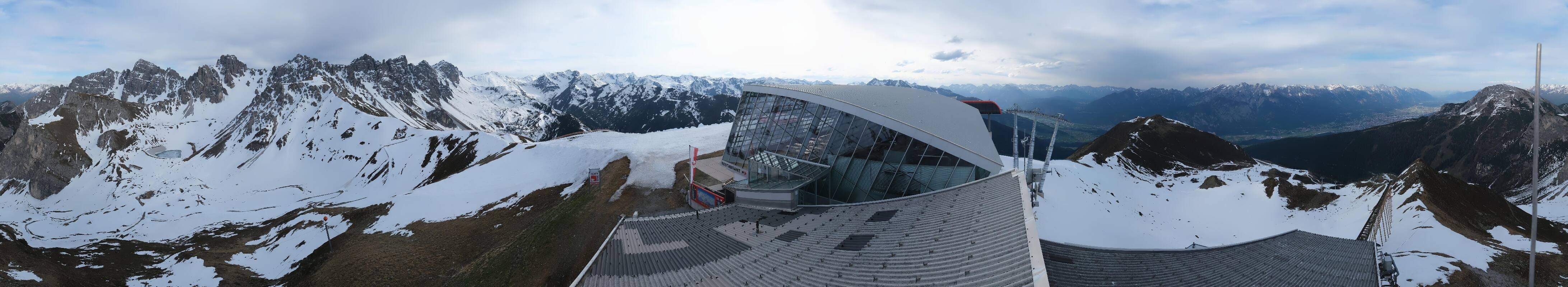 Archiv Foto Webcam Axamer Lizum: Bergstation Olympiabahn