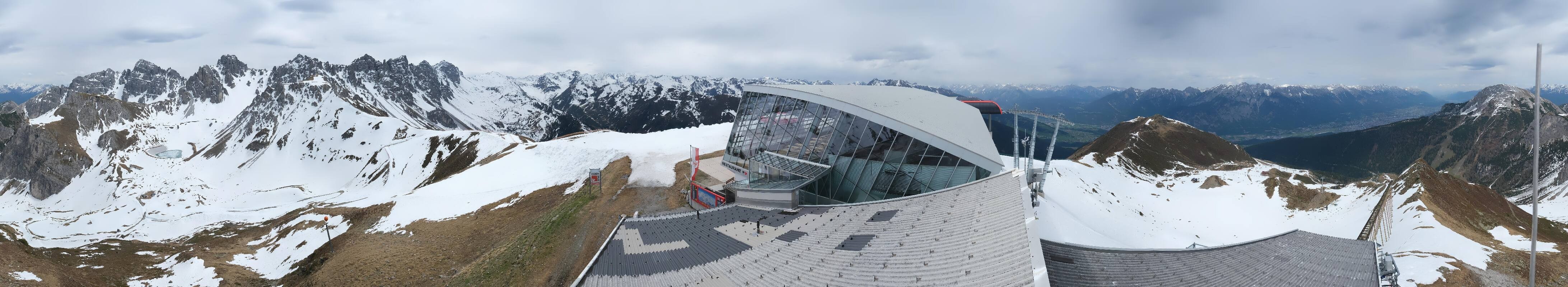 Archived image Webcam Axamer Lizum: Top station Olympia funicular