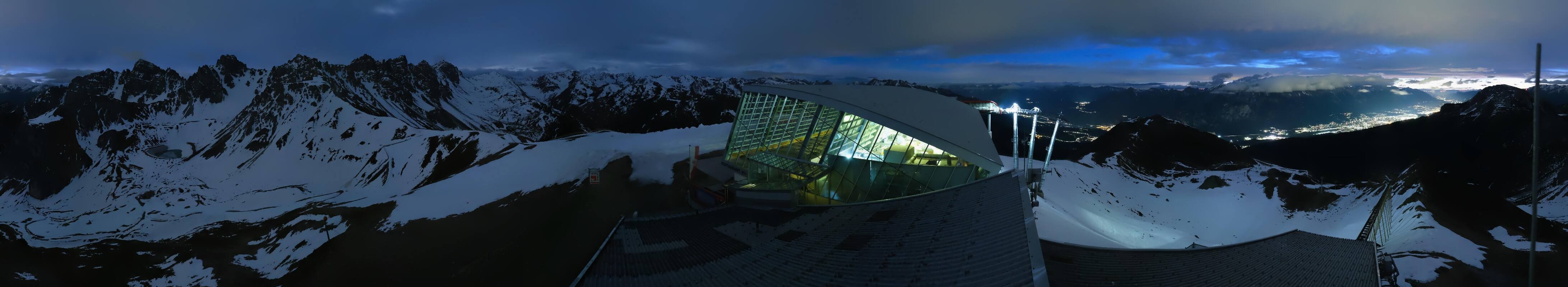 Archiv Foto Webcam Axamer Lizum: Bergstation Olympiabahn