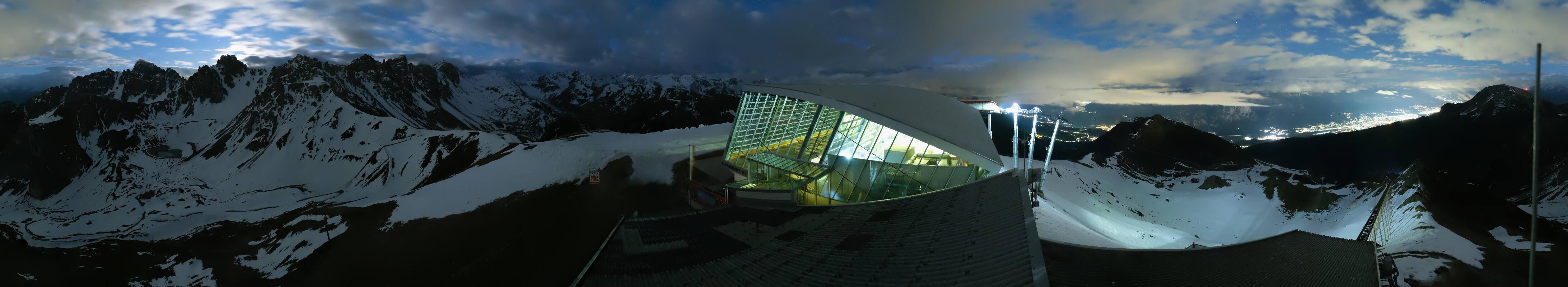 Archiv Foto Webcam Axamer Lizum: Bergstation Olympiabahn