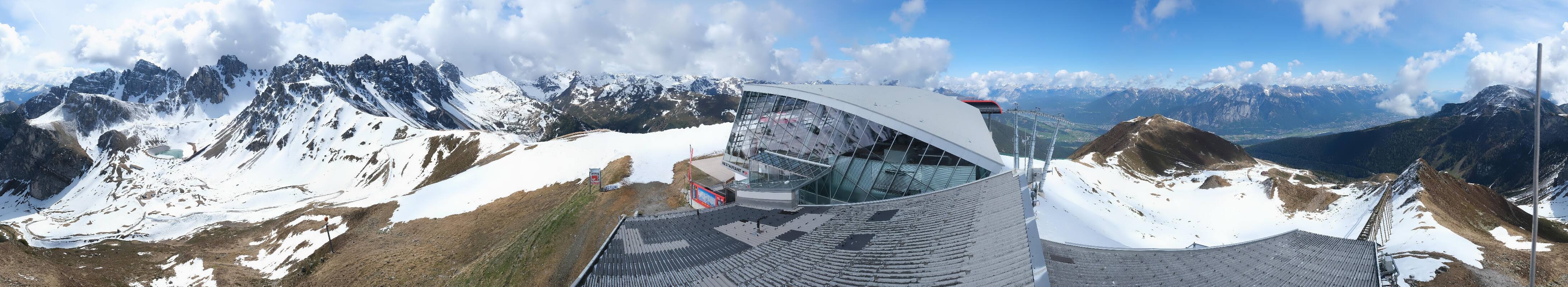 Archiv Foto Webcam Axamer Lizum: Bergstation Olympiabahn