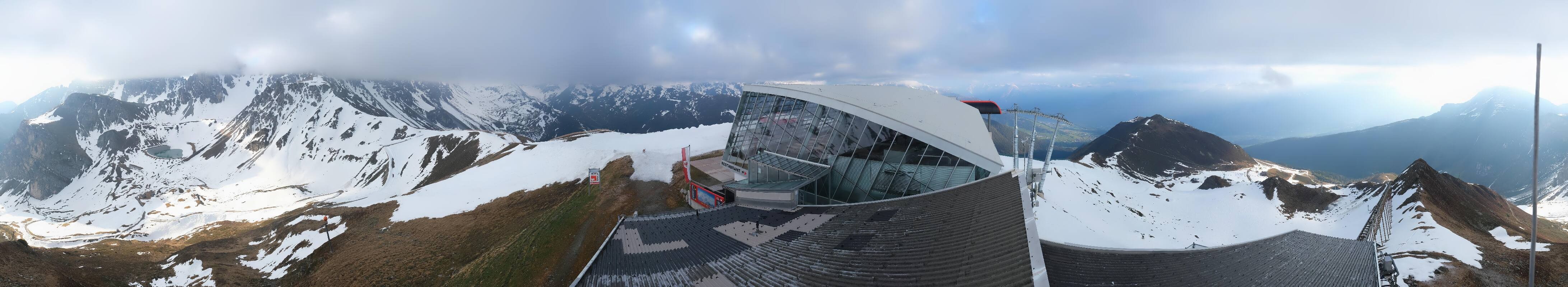 Archiv Foto Webcam Axamer Lizum: Bergstation Olympiabahn