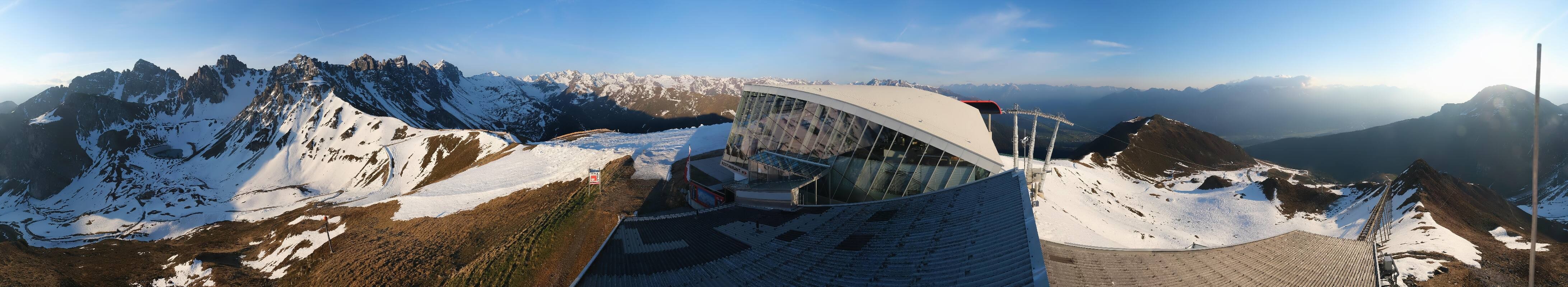 Archiv Foto Webcam Axamer Lizum: Bergstation Olympiabahn