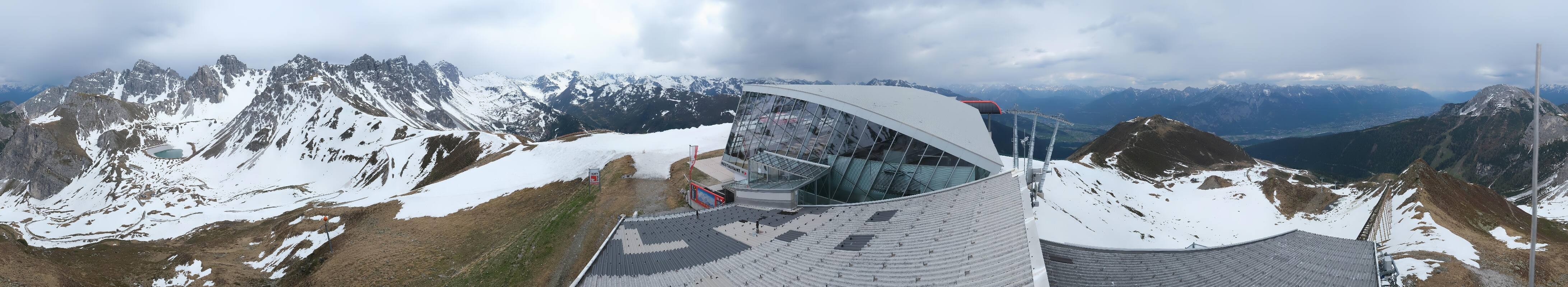 Archiv Foto Webcam Axamer Lizum: Bergstation Olympiabahn