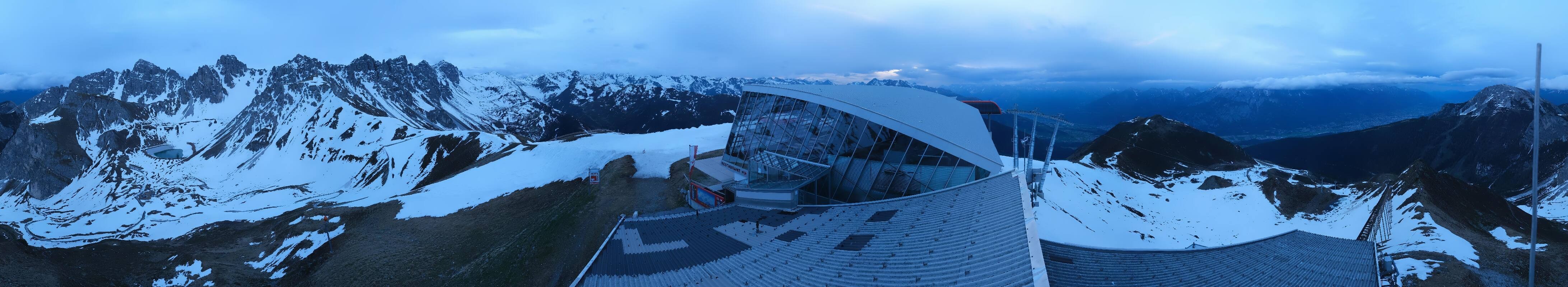 Archiv Foto Webcam Axamer Lizum: Bergstation Olympiabahn