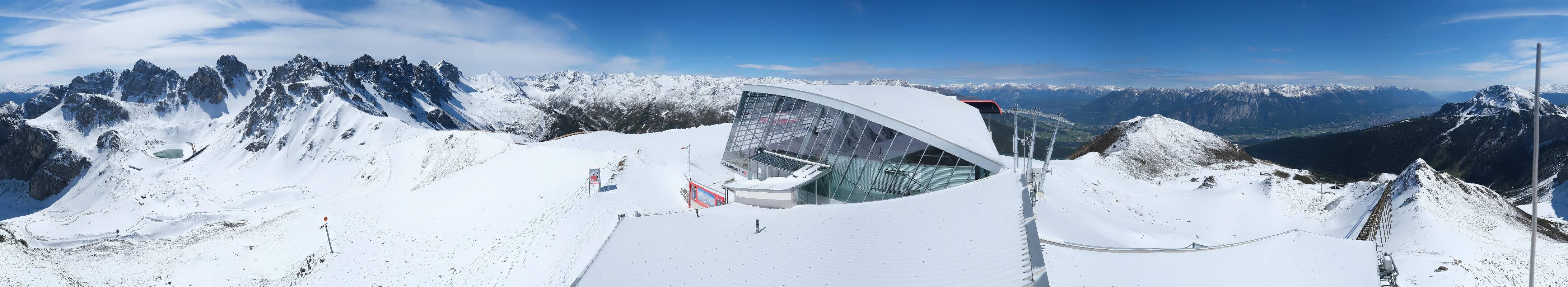 Archiv Foto Webcam Axamer Lizum: Bergstation Olympiabahn