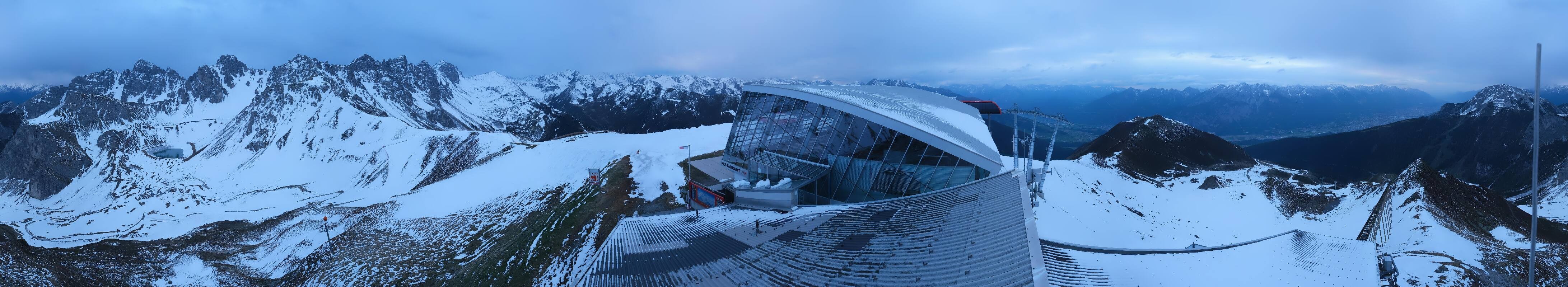 Archiv Foto Webcam Axamer Lizum: Bergstation Olympiabahn