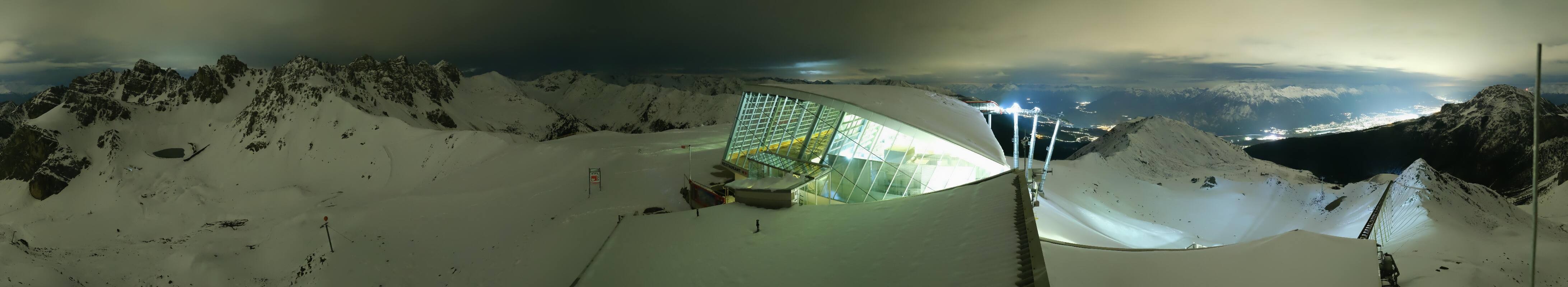 Archived image Webcam Axamer Lizum: Top station Olympia funicular