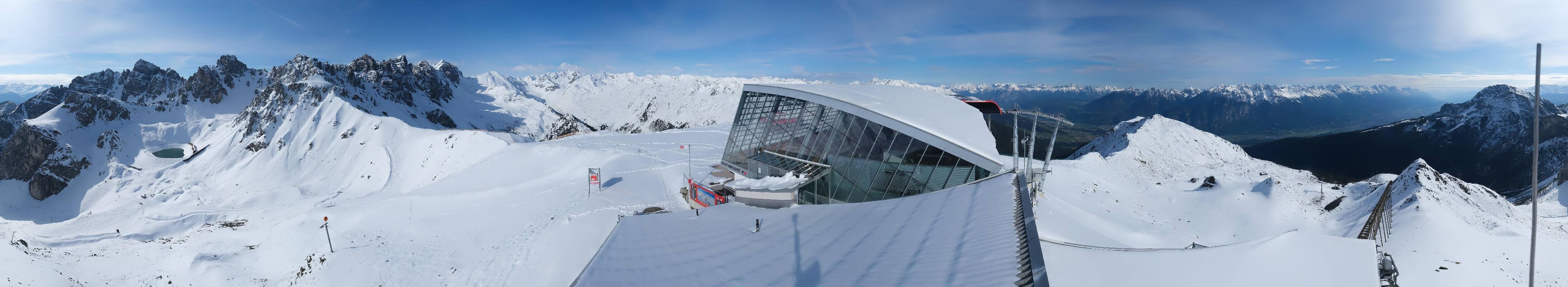 Archived image Webcam Axamer Lizum: Top station Olympia funicular