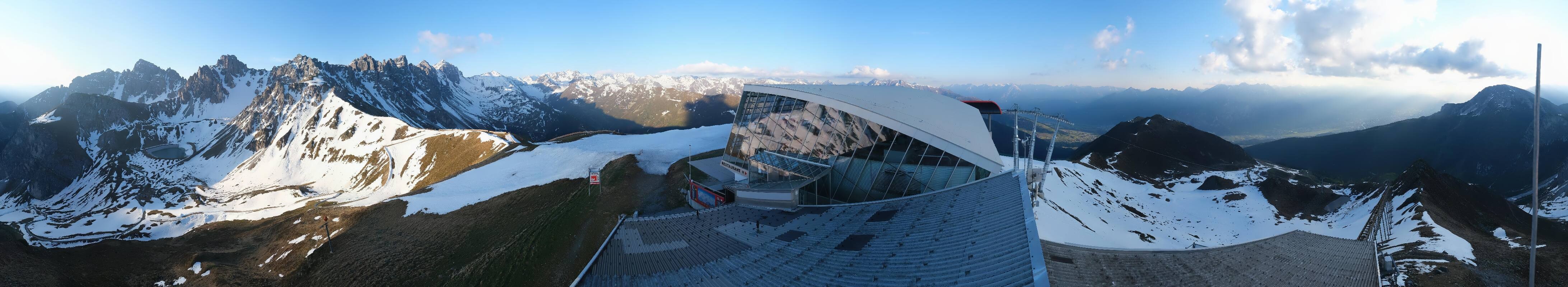 Archiv Foto Webcam Axamer Lizum: Bergstation Olympiabahn