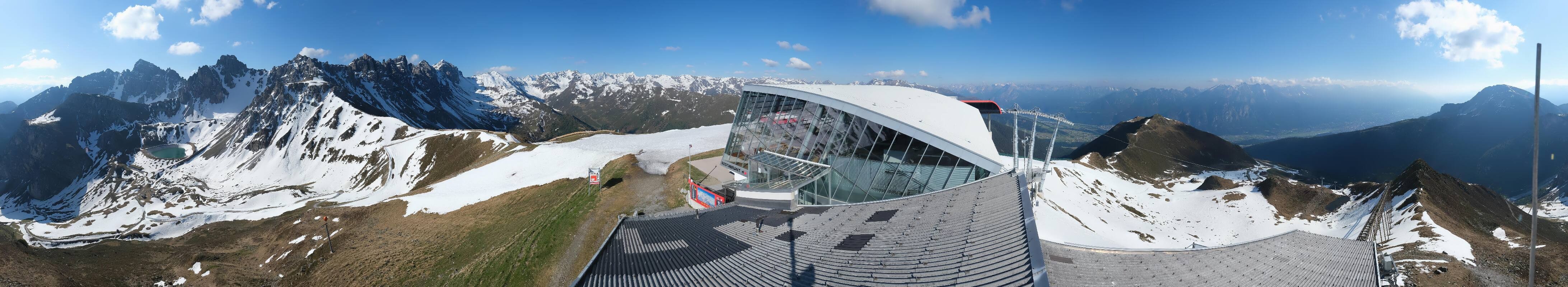 Archiv Foto Webcam Axamer Lizum: Bergstation Olympiabahn