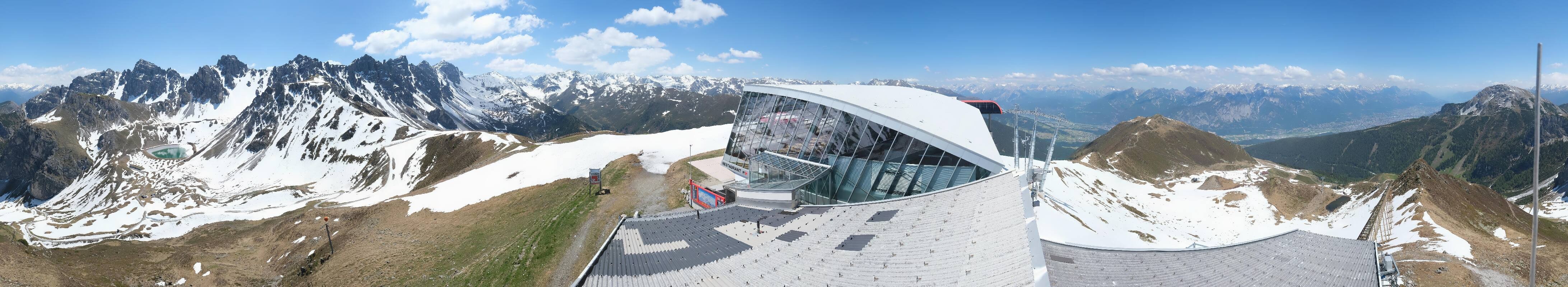 Archiv Foto Webcam Axamer Lizum: Bergstation Olympiabahn