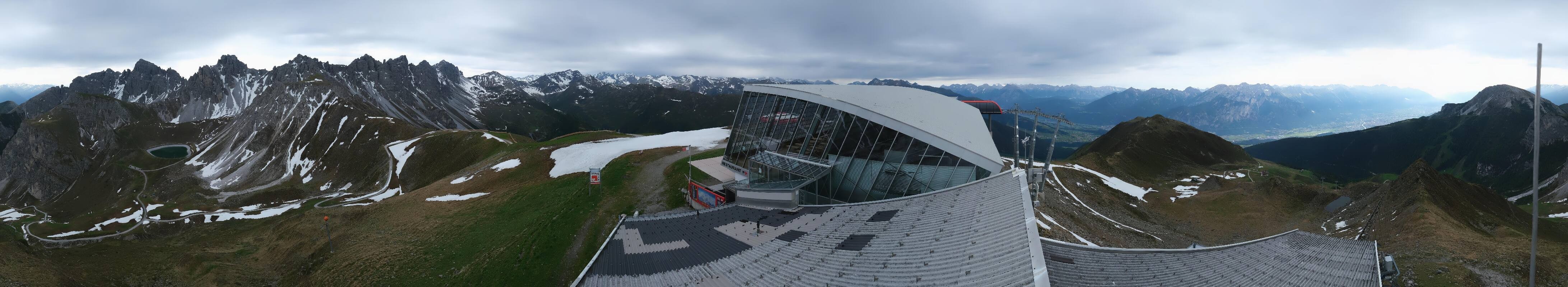 Archiv Foto Webcam Axamer Lizum: Bergstation Olympiabahn