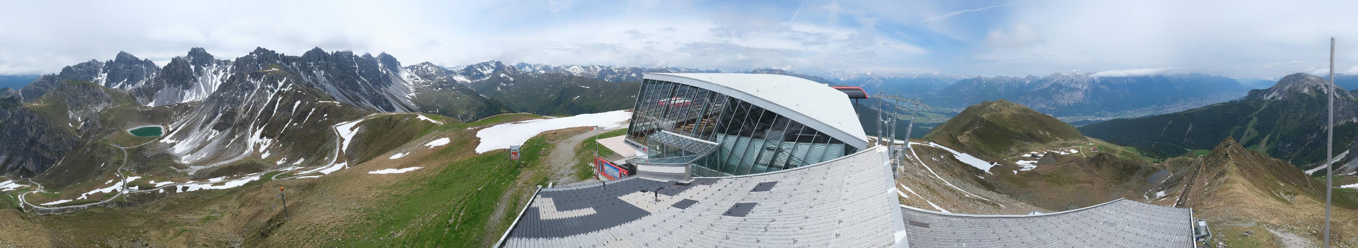 Archiv Foto Webcam Axamer Lizum: Bergstation Olympiabahn