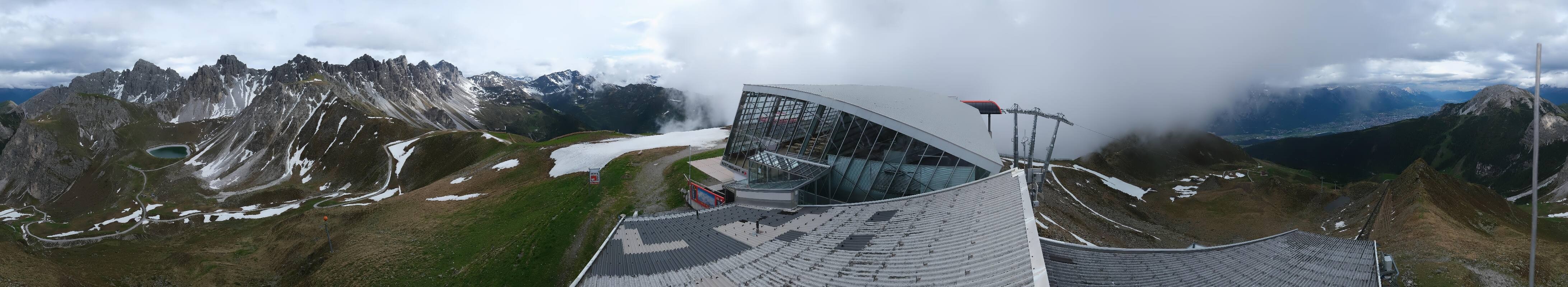 Archiv Foto Webcam Axamer Lizum: Bergstation Olympiabahn
