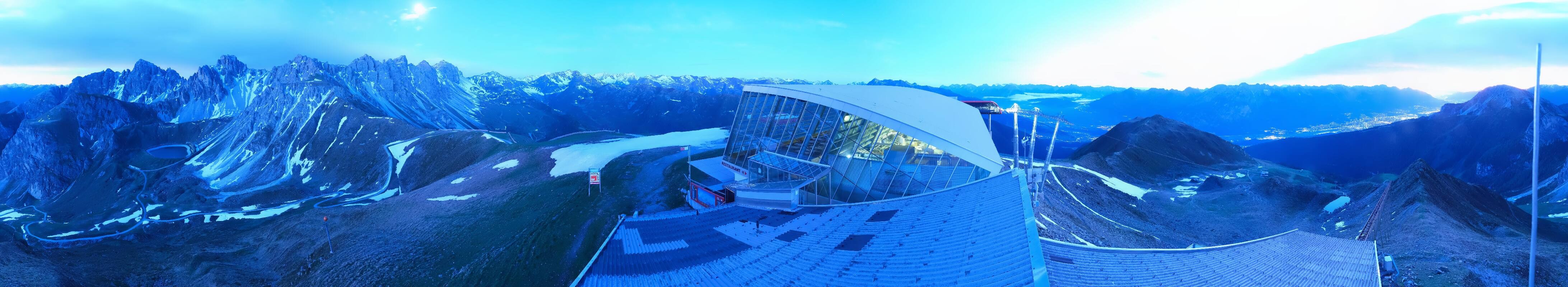 Archiv Foto Webcam Axamer Lizum: Bergstation Olympiabahn