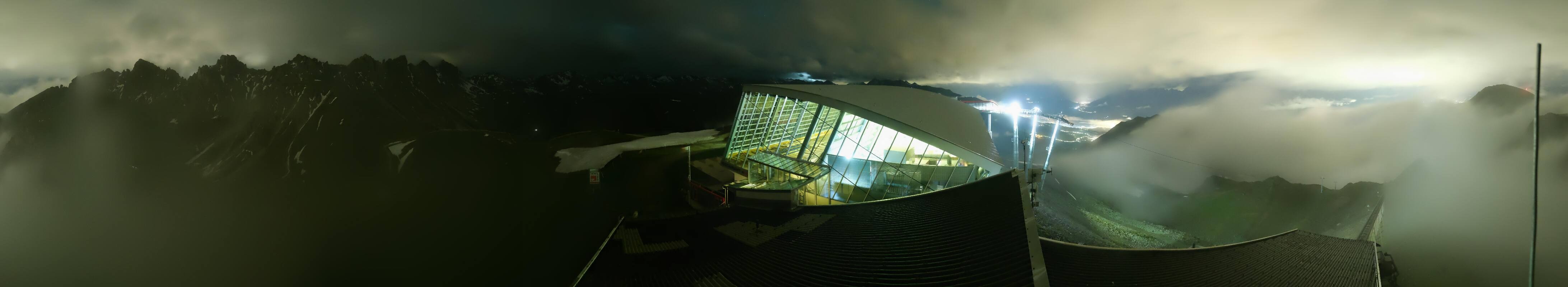 Archived image Webcam Axamer Lizum: Top station Olympia funicular