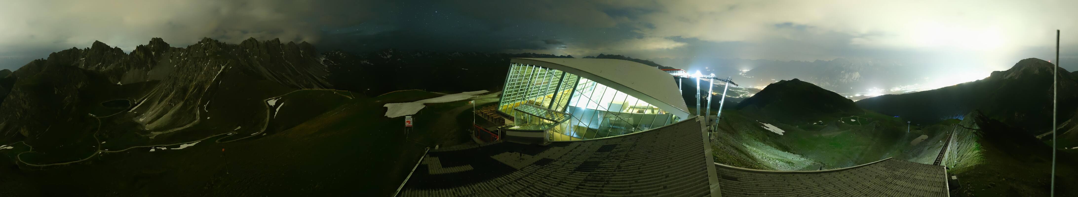 Archiv Foto Webcam Axamer Lizum: Bergstation Olympiabahn