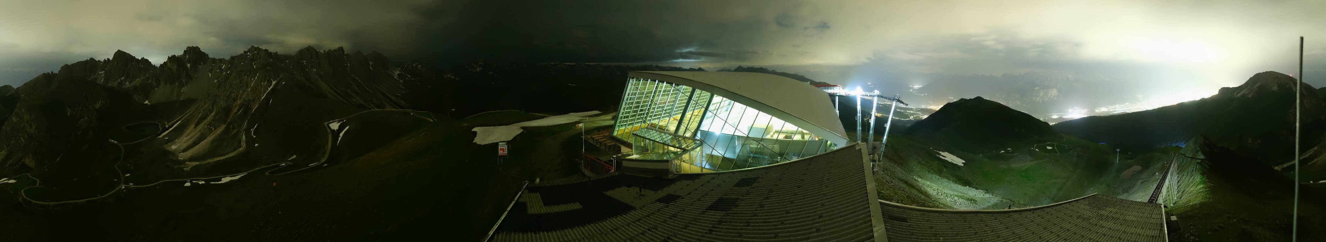 Archiv Foto Webcam Axamer Lizum: Bergstation Olympiabahn