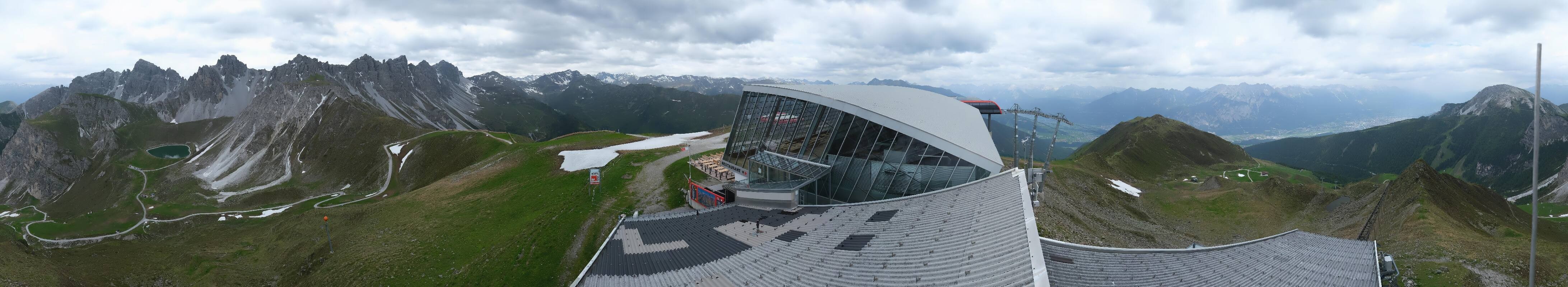 Archiv Foto Webcam Axamer Lizum: Bergstation Olympiabahn