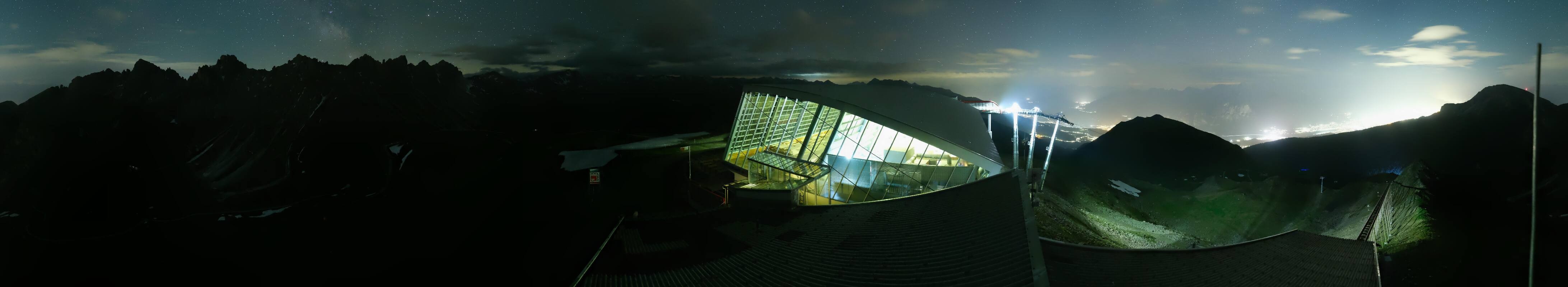 Archived image Webcam Axamer Lizum: Top station Olympia funicular