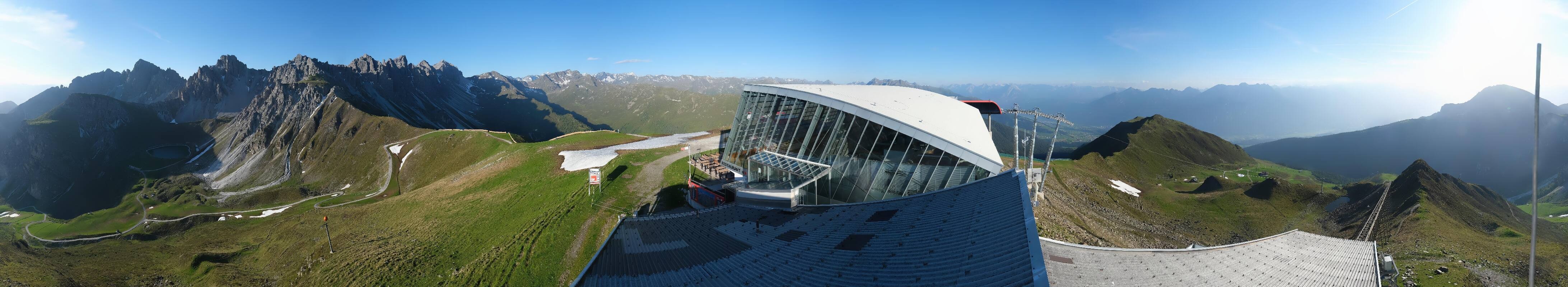 Archiv Foto Webcam Axamer Lizum: Bergstation Olympiabahn
