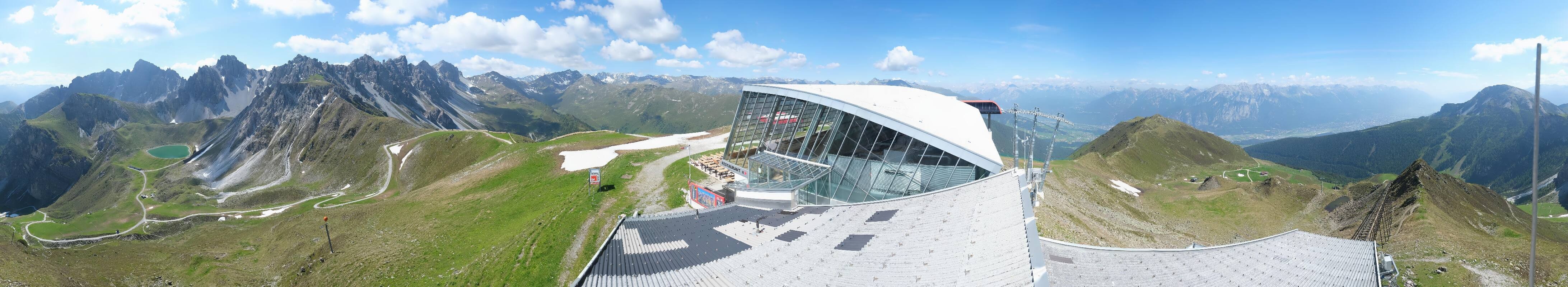 Archiv Foto Webcam Axamer Lizum: Bergstation Olympiabahn