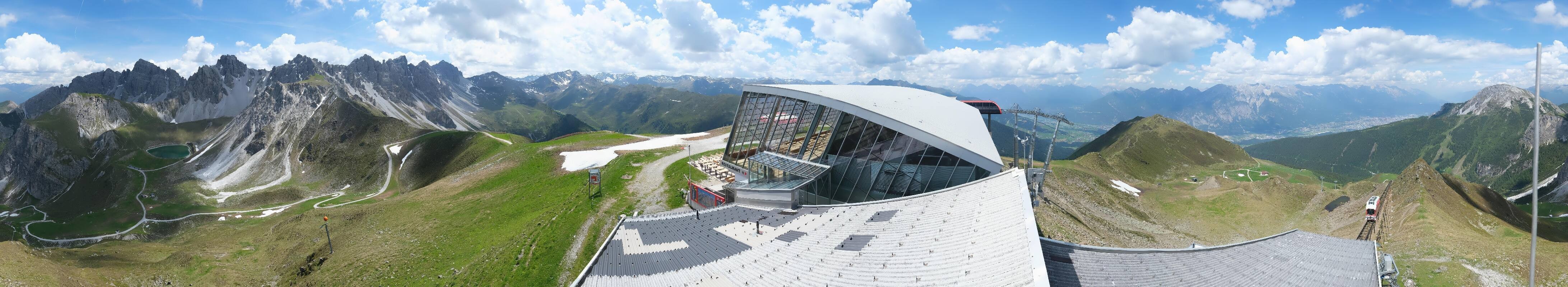Archiv Foto Webcam Axamer Lizum: Bergstation Olympiabahn