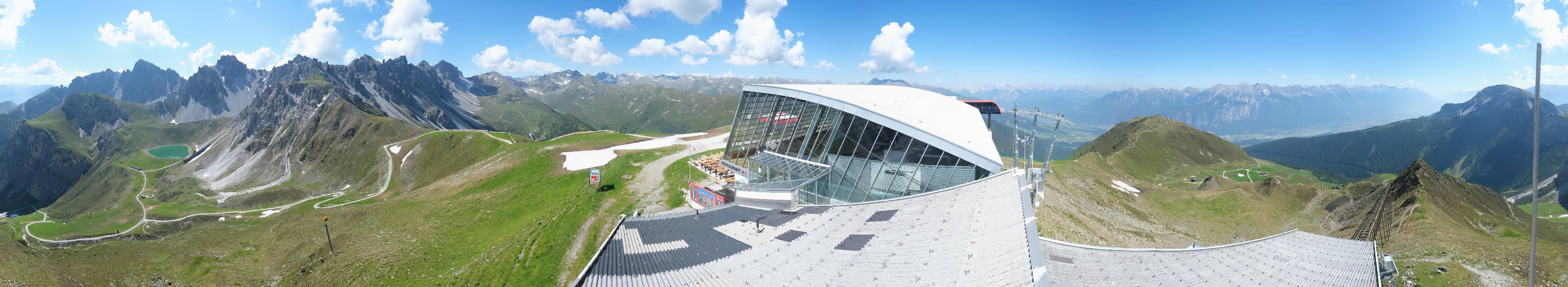 Archiv Foto Webcam Axamer Lizum: Bergstation Olympiabahn