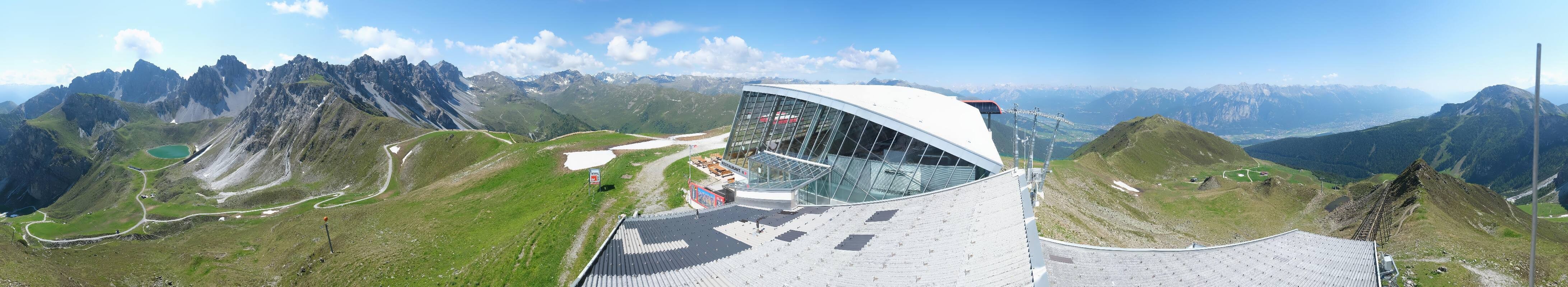 Archiv Foto Webcam Axamer Lizum: Bergstation Olympiabahn