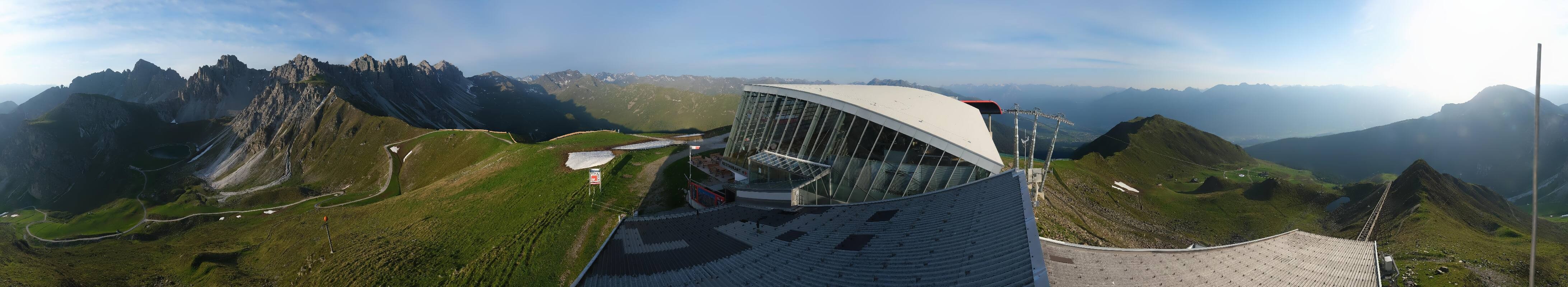 Archiv Foto Webcam Axamer Lizum: Bergstation Olympiabahn