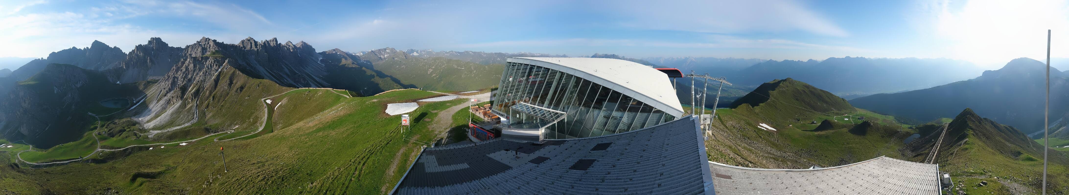 Archiv Foto Webcam Axamer Lizum: Bergstation Olympiabahn