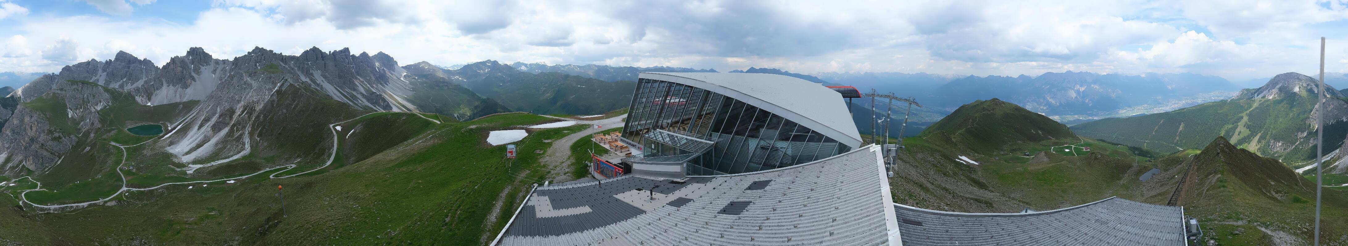 Archiv Foto Webcam Axamer Lizum: Bergstation Olympiabahn