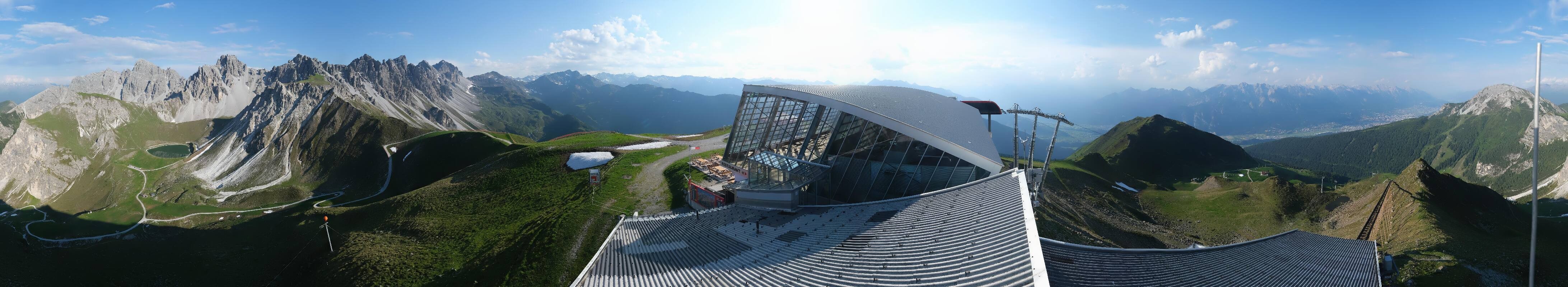 Archiv Foto Webcam Axamer Lizum: Bergstation Olympiabahn