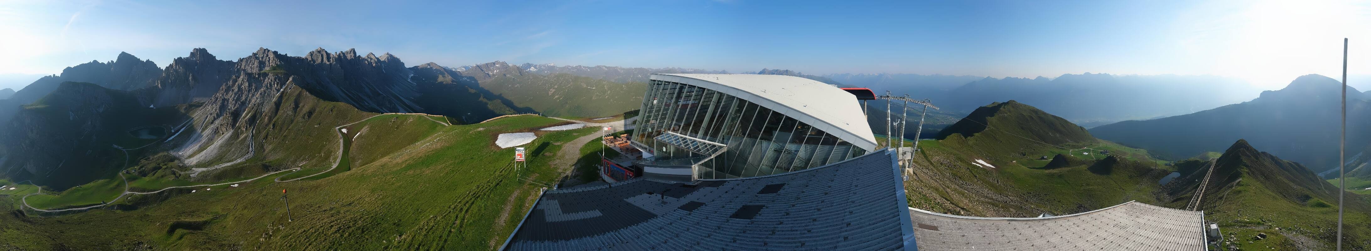 Archiv Foto Webcam Axamer Lizum: Bergstation Olympiabahn