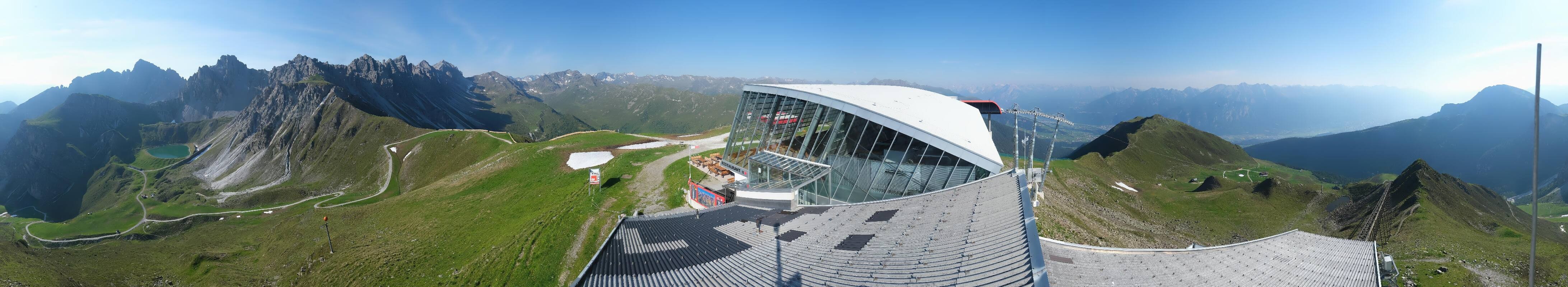 Archiv Foto Webcam Axamer Lizum: Bergstation Olympiabahn
