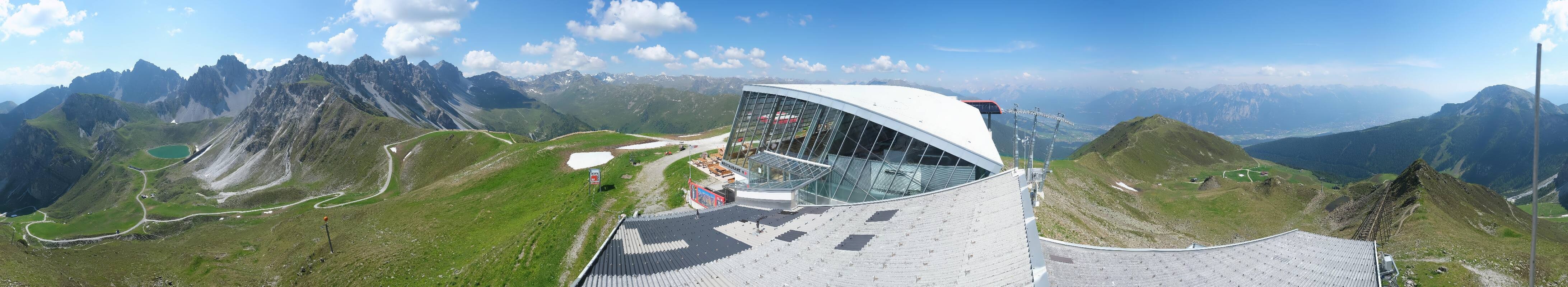 Archiv Foto Webcam Axamer Lizum: Bergstation Olympiabahn