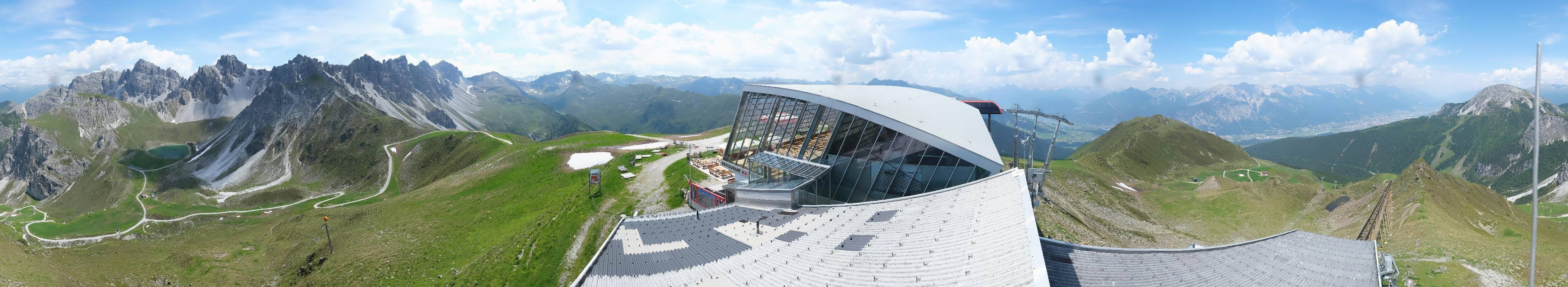 Archiv Foto Webcam Axamer Lizum: Bergstation Olympiabahn