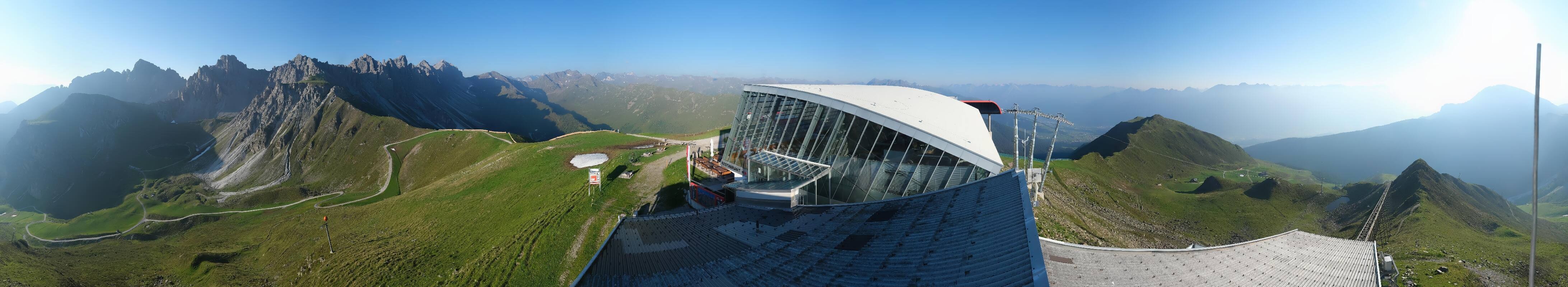 Archiv Foto Webcam Axamer Lizum: Bergstation Olympiabahn