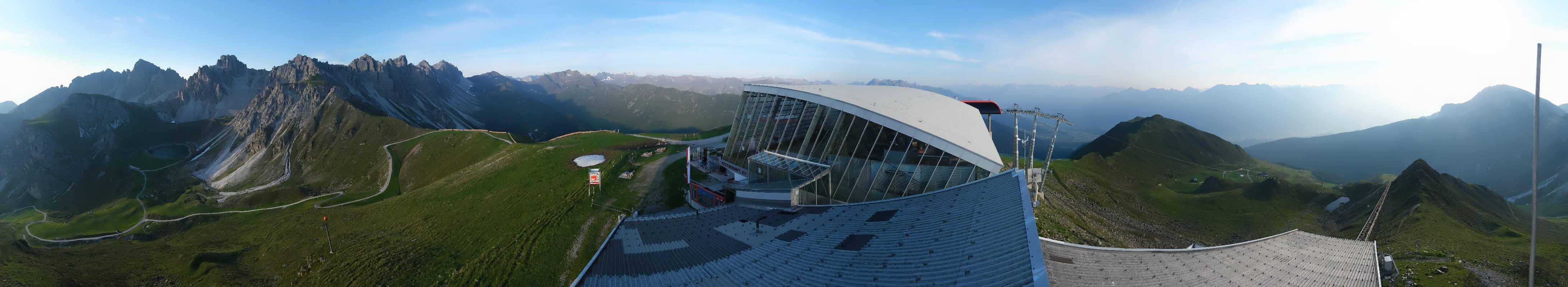 Archiv Foto Webcam Axamer Lizum: Bergstation Olympiabahn