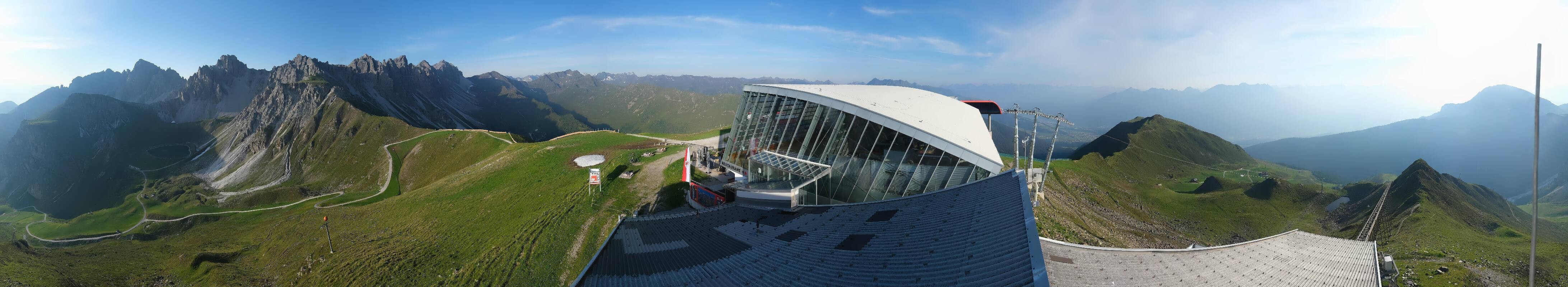 Archiv Foto Webcam Axamer Lizum: Bergstation Olympiabahn