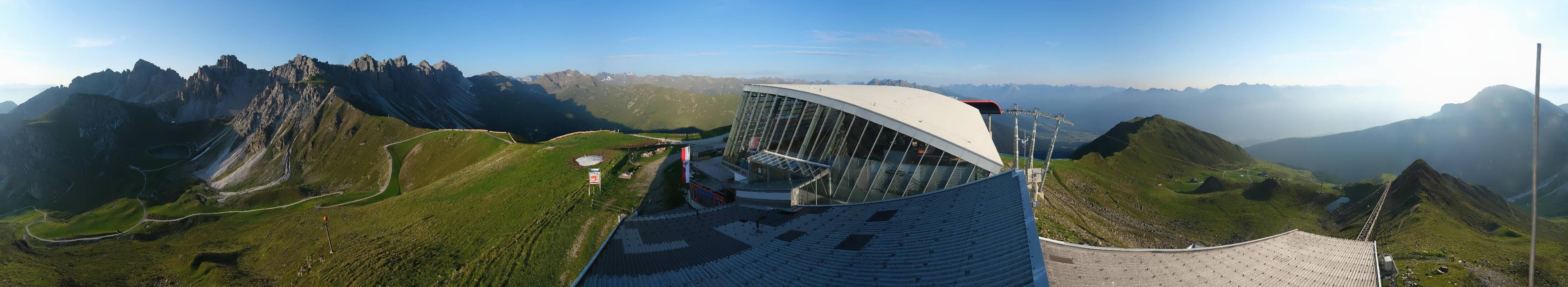 Archiv Foto Webcam Axamer Lizum: Bergstation Olympiabahn