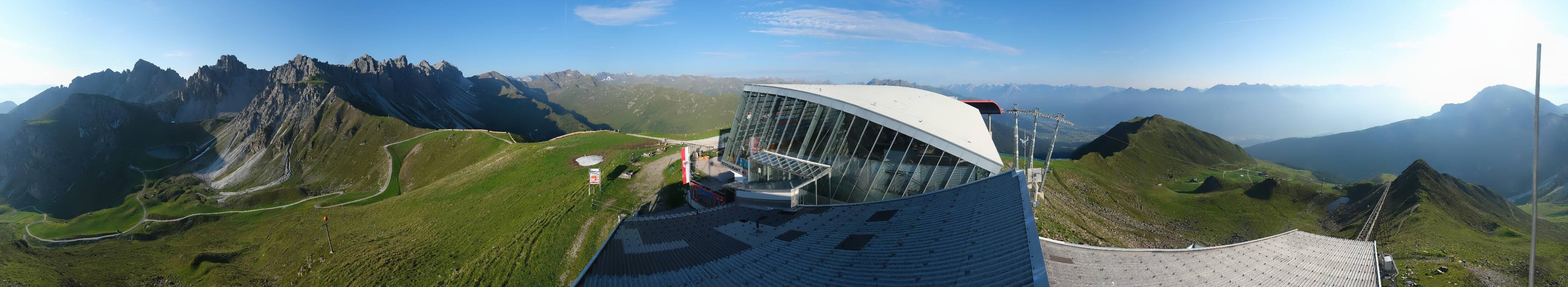 Archiv Foto Webcam Axamer Lizum: Bergstation Olympiabahn